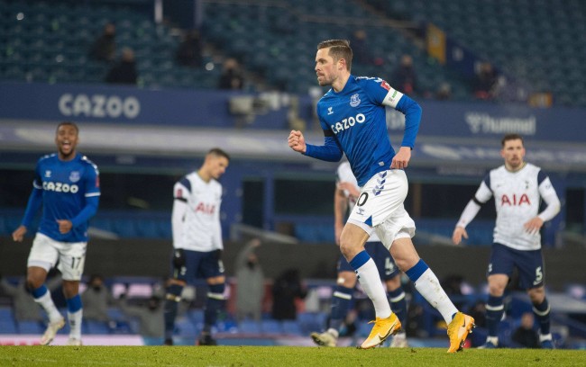 执掌球队以 执掌球队以